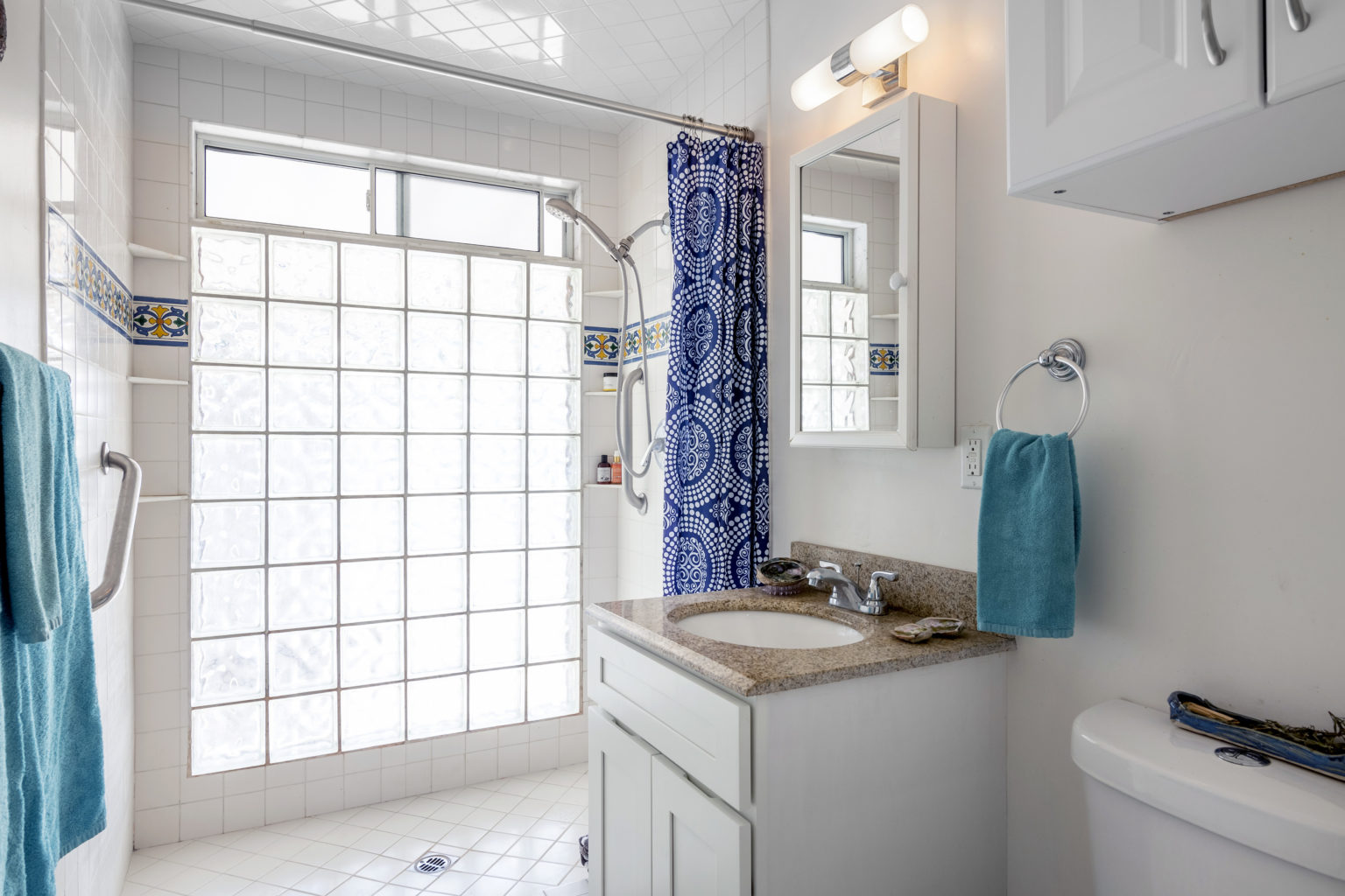 4643 Carpinteria Avenue, Carpinteria, CA 93013 Elizabeth Wagner Real